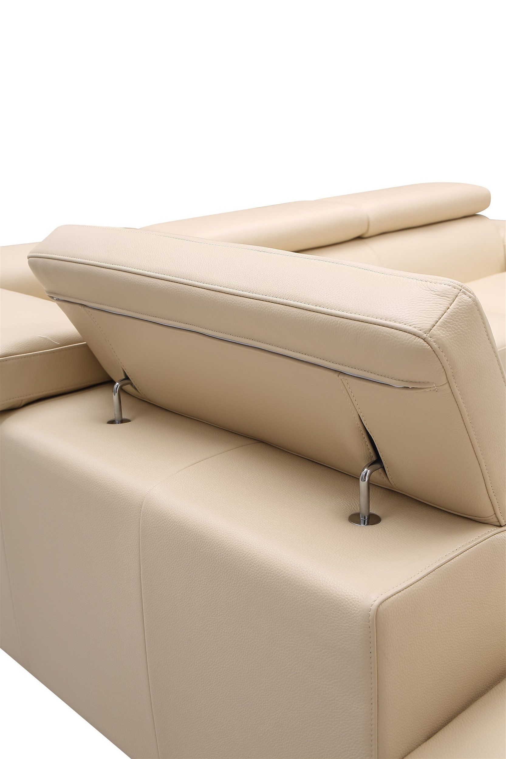 Baxter L-Shaped Leather Sectional with Left Chaise & Motion Headrest