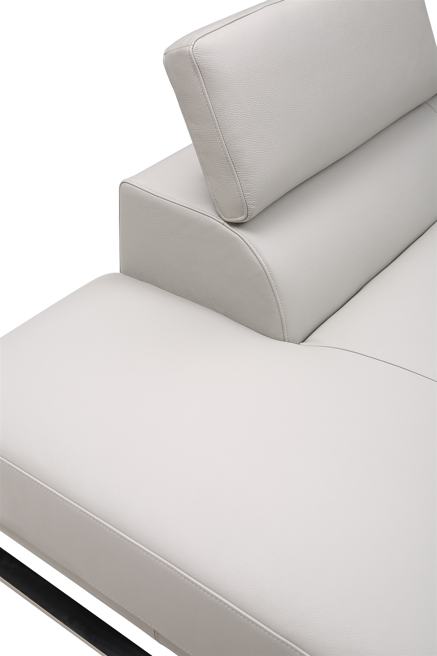 Baxter L-Shaped Leather Sectional with Left Chaise & Motion Headrest