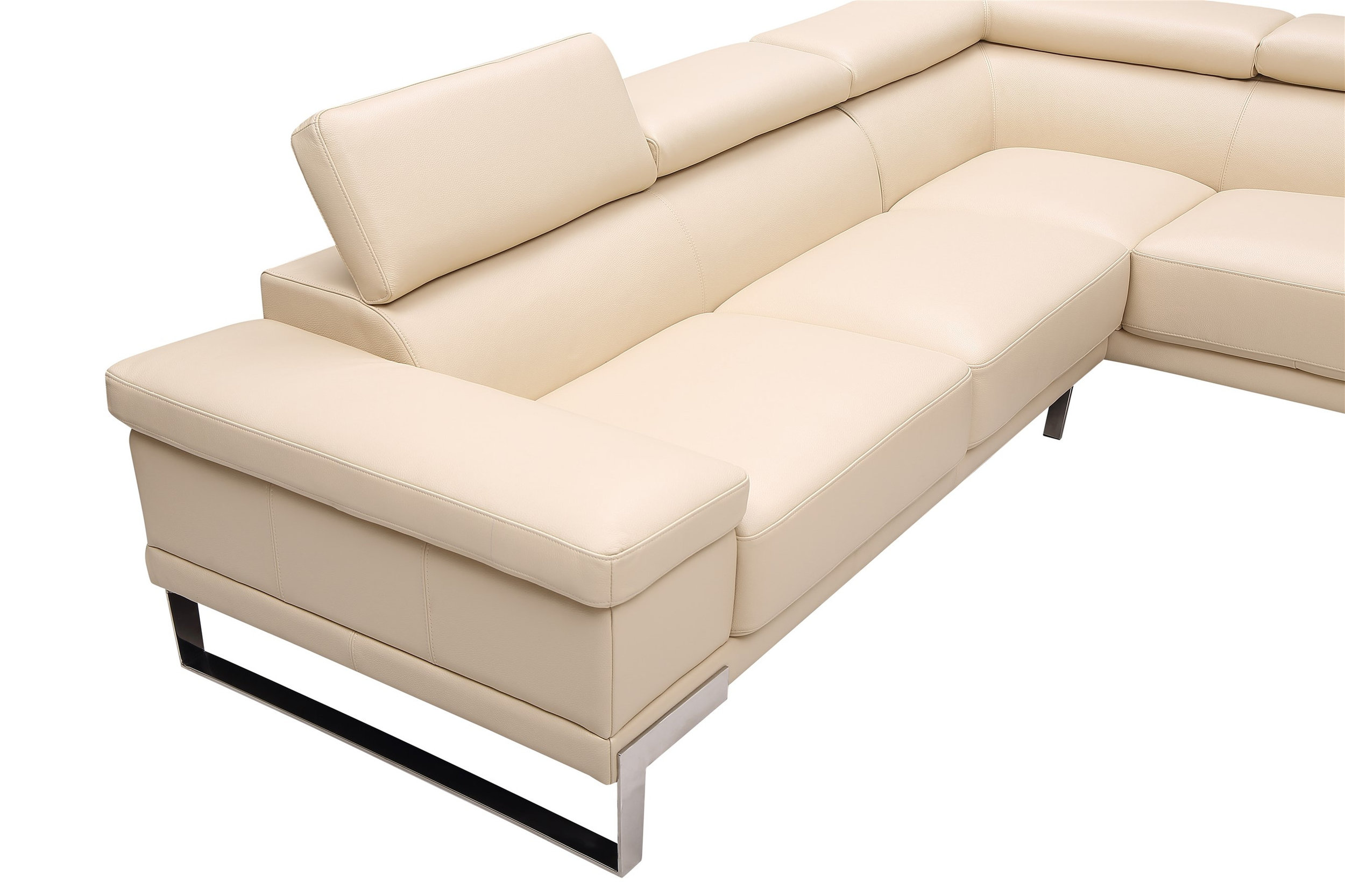 Baxter L-Shaped Leather Sectional with Right Chaise & Motion Headrest