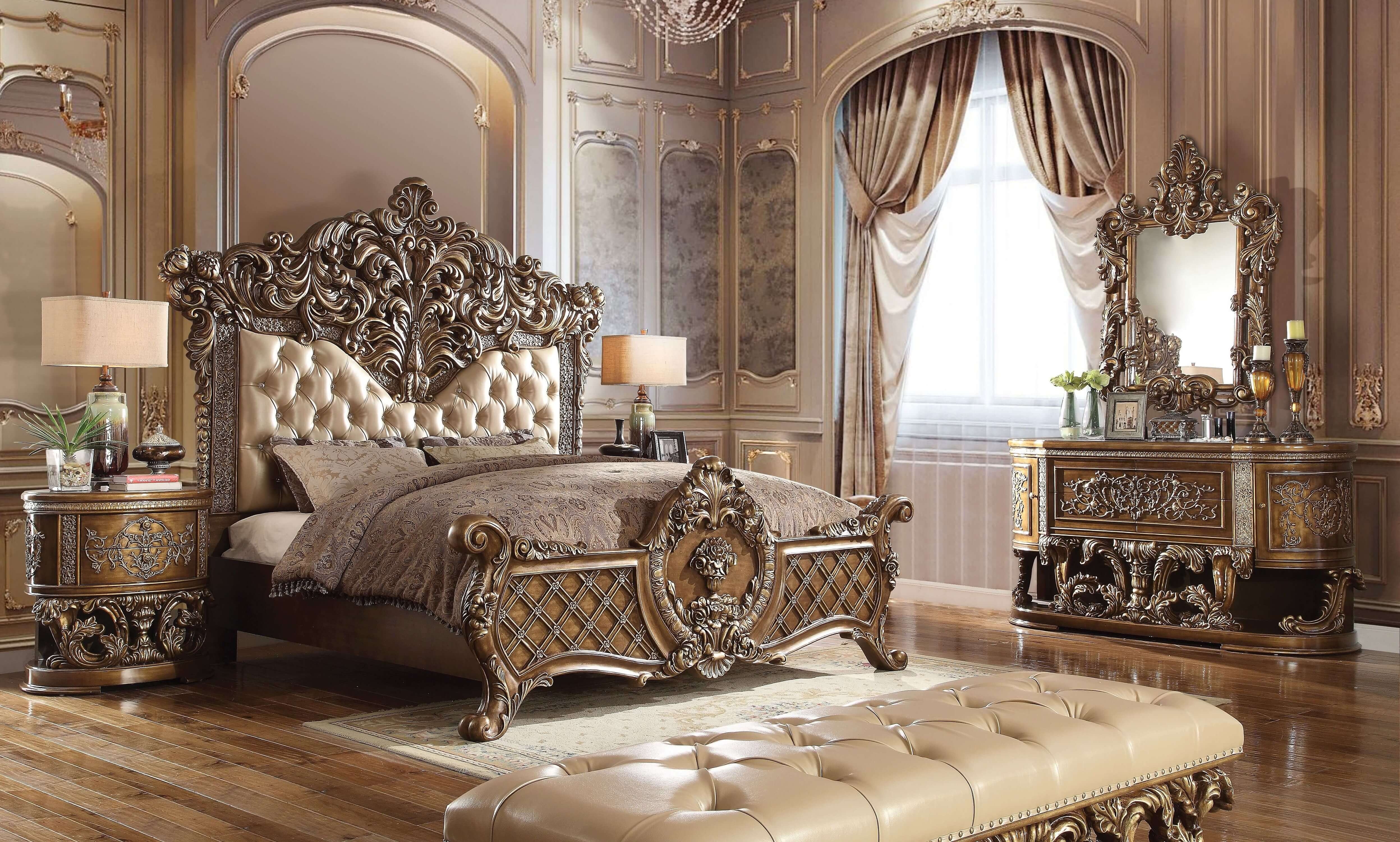 ACME Constantine PU/Wood Panel Bedroom Set, Brown/Gold