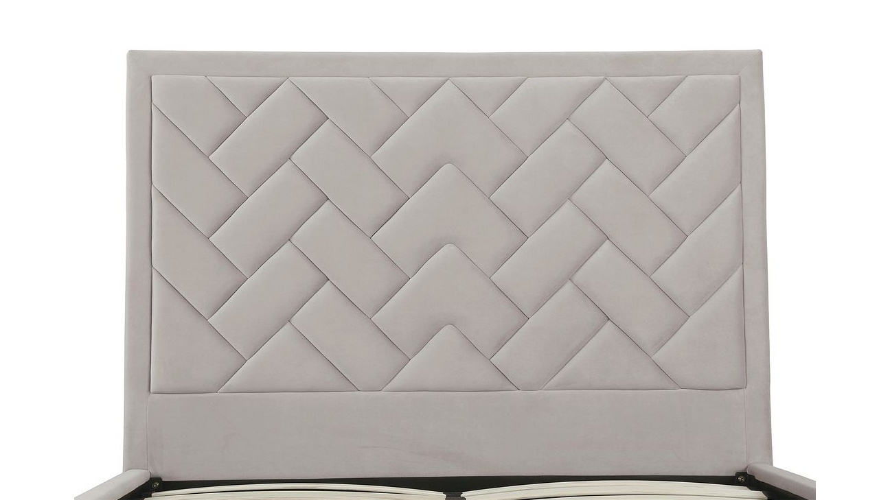 Crosby Velvet Platform Queen Size Bed