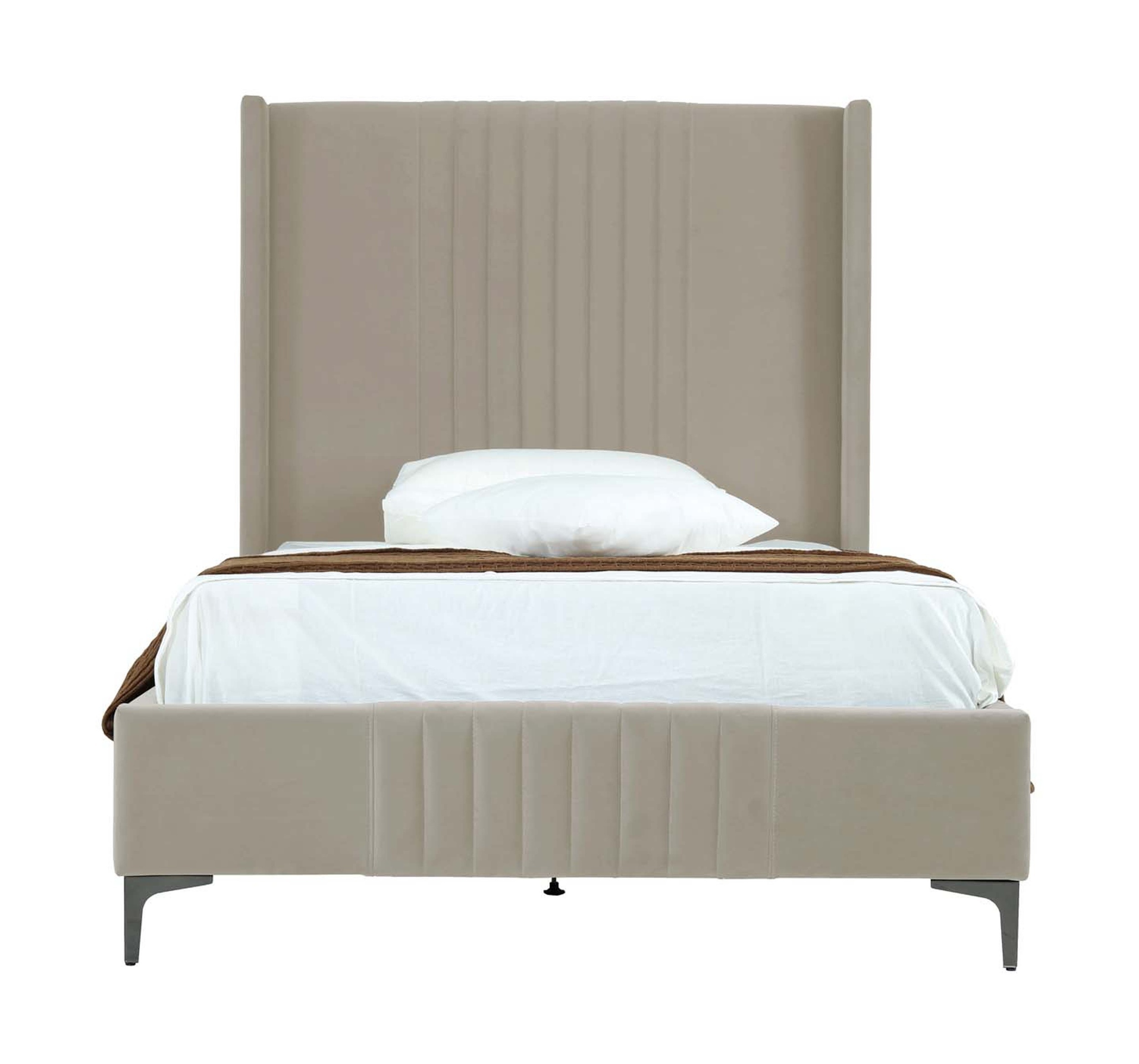 Promenade Velvet Platform Three Quarter Size Bed