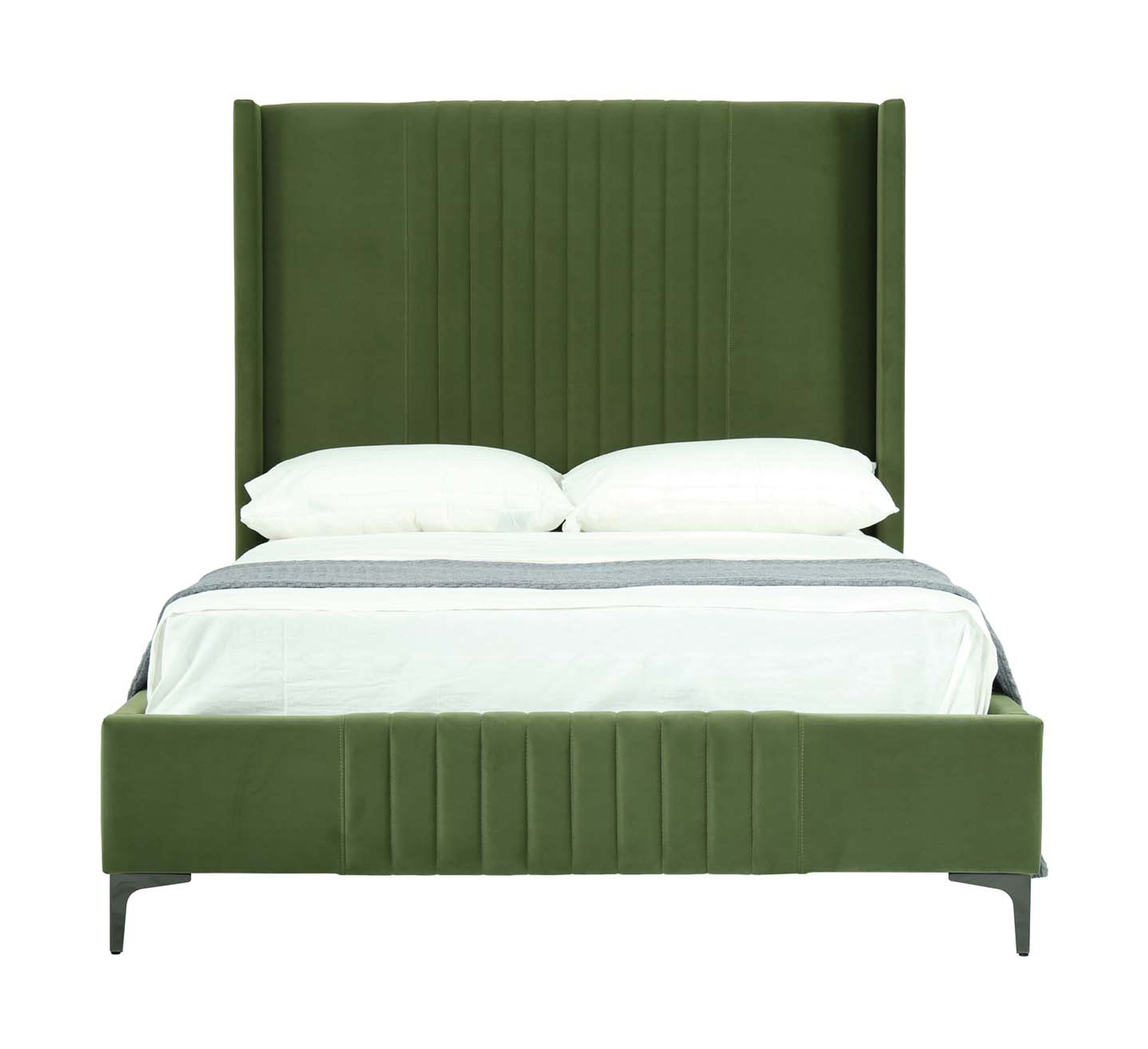 Promenade Velvet Platform Full Size Bed