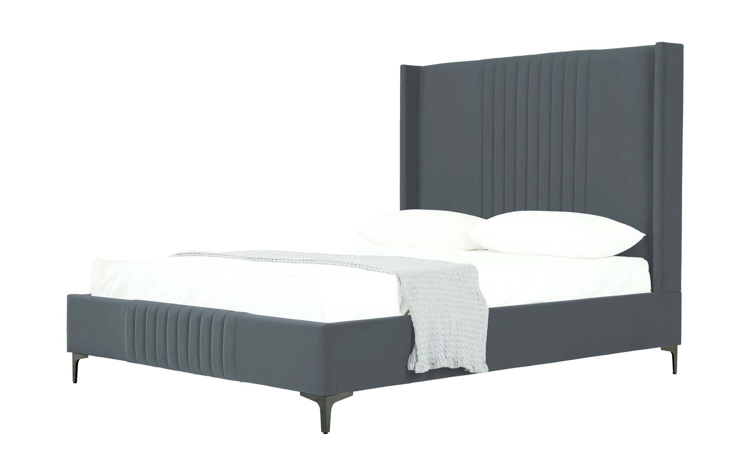 Promenade Velvet Platform Queen Size Bed