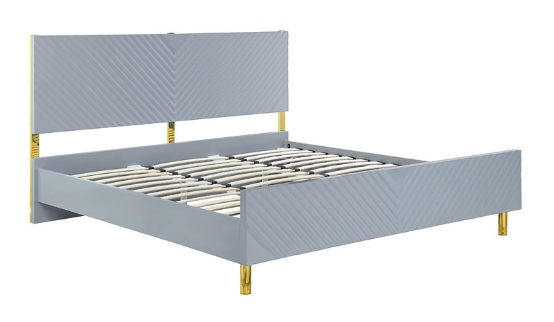 Gaines Wood/Metal Panel Bedroom Set