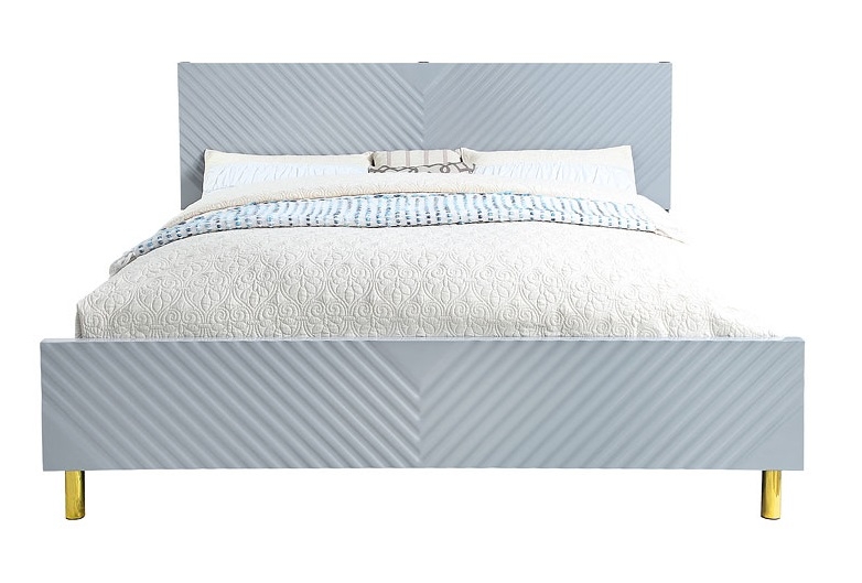 Gaines Wood/Metal Panel Bed, Queen Size