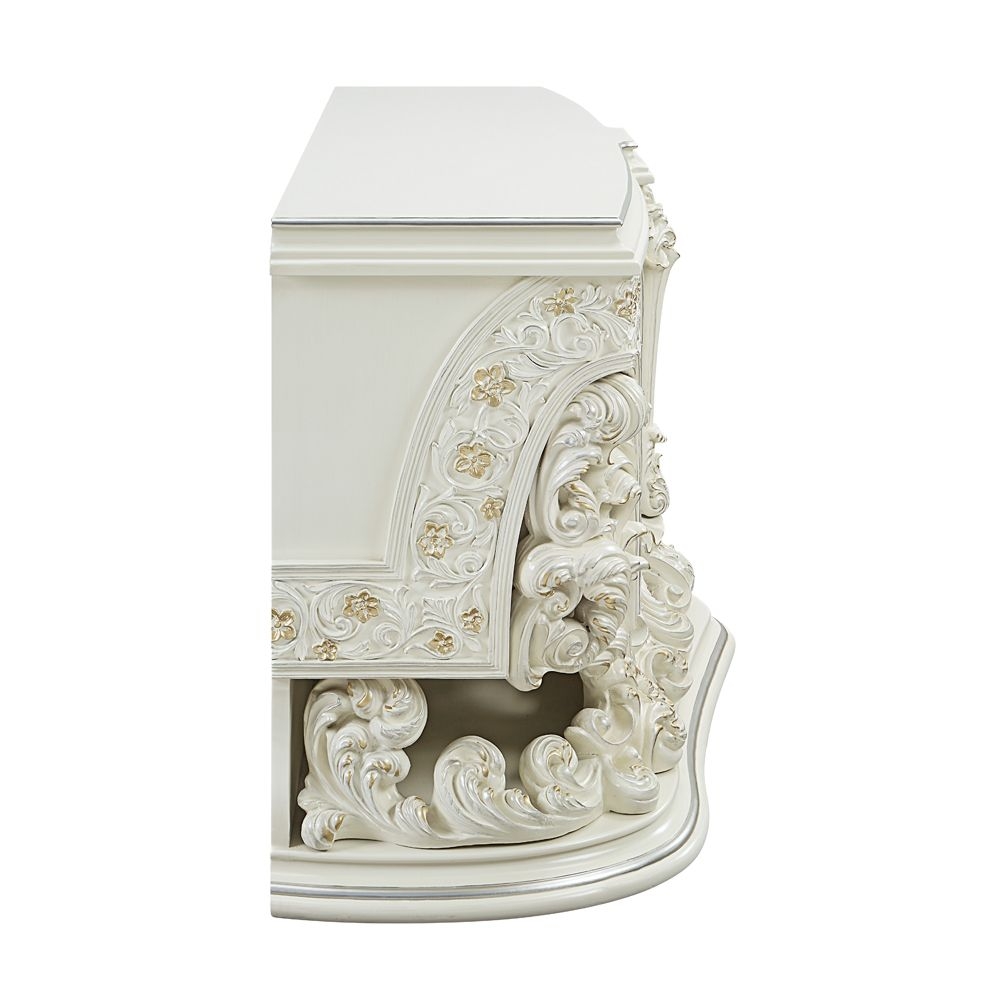 Adara Wood Double Dresser w/2 Doors