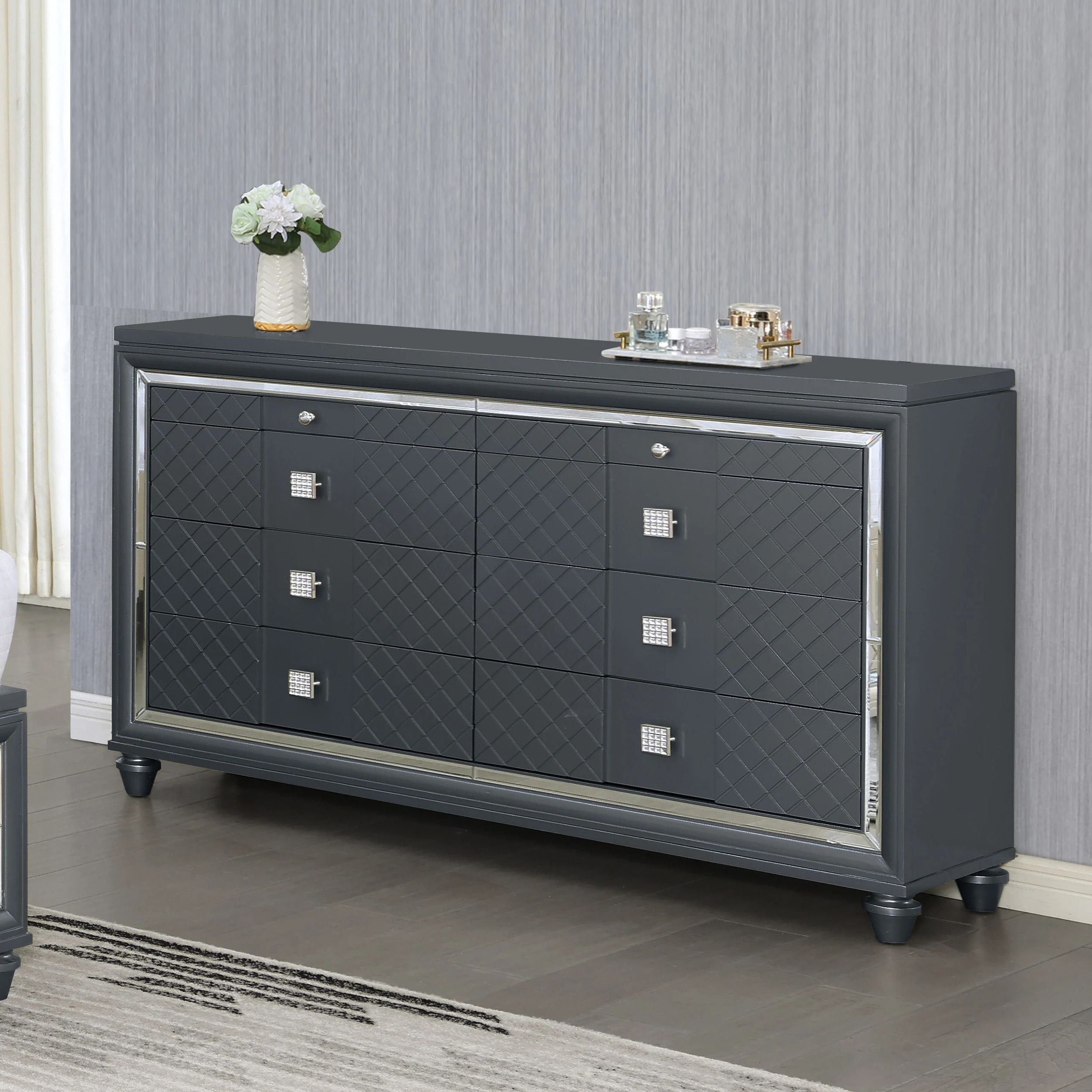 SM Carlyle Wood Double Dresser w/8 Drawers