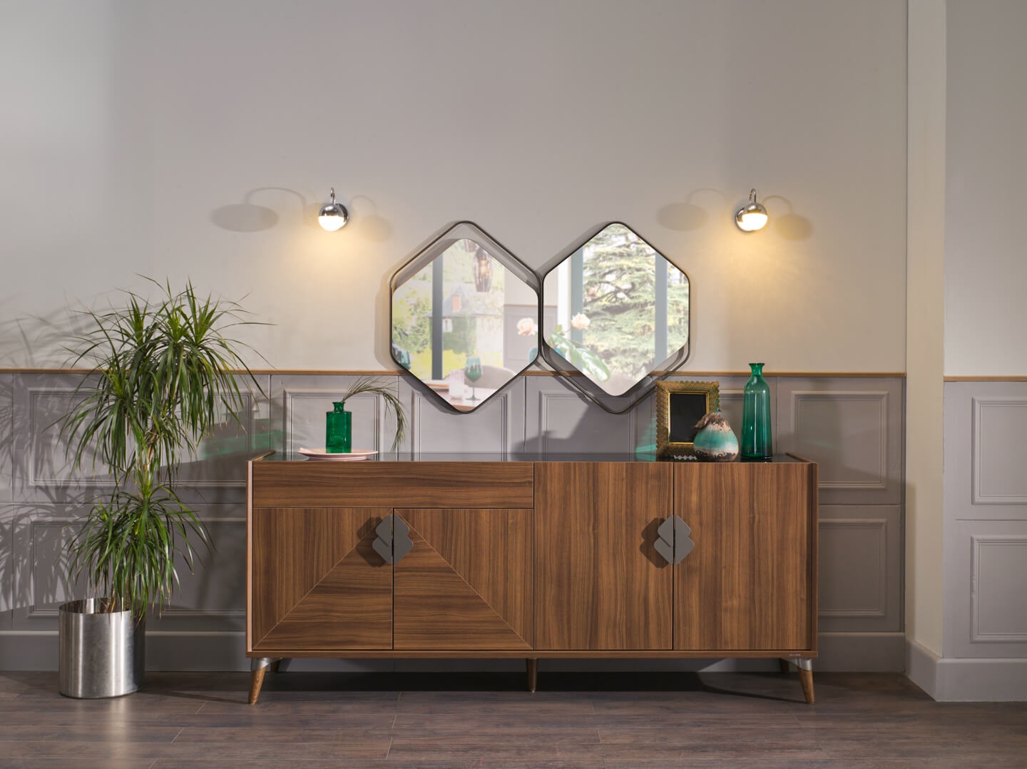 Loren Buffet Mirror