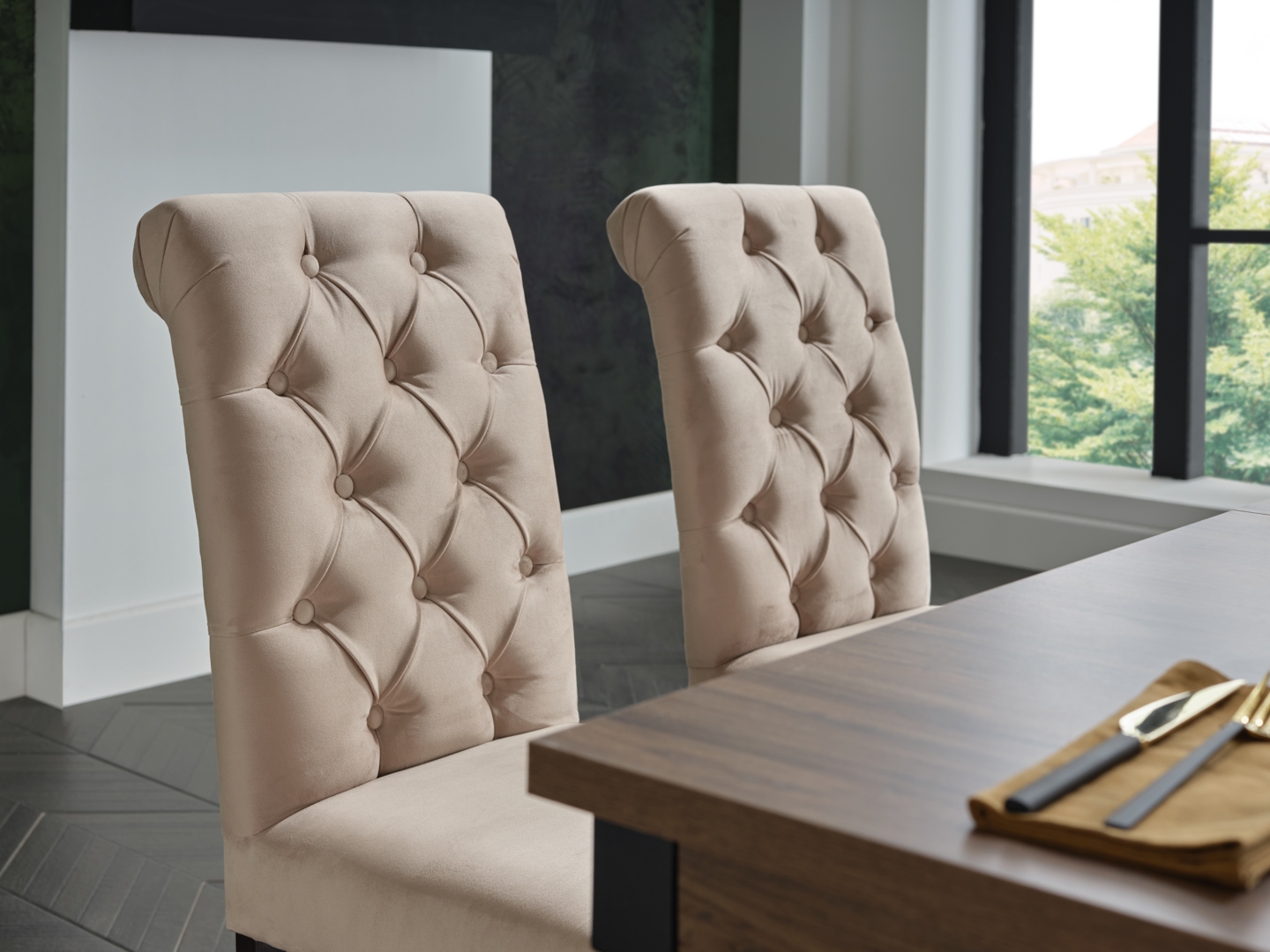 Jaymes Fabric Chair