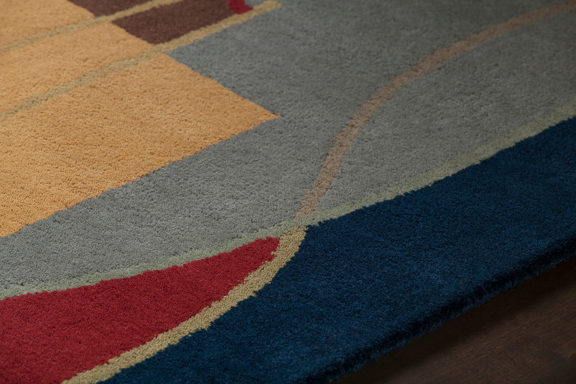 Bense Garza Wool Round Hand-tufted Rug, 7'9"