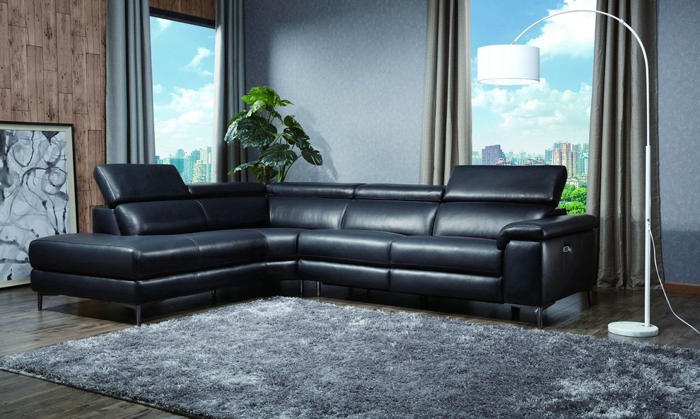 Axel Top Grain Leather Match Sectional w/Recliner