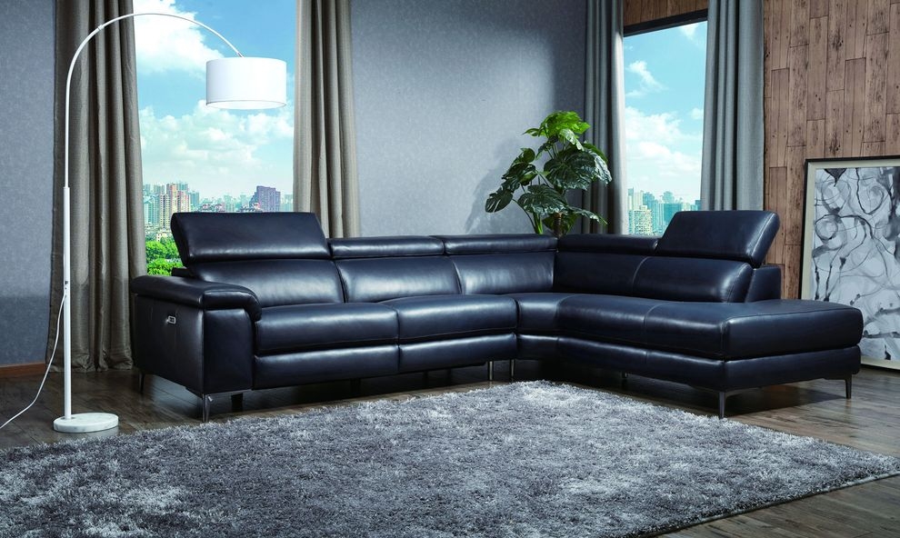Axel Top Grain Leather Match Sectional w/Recliner