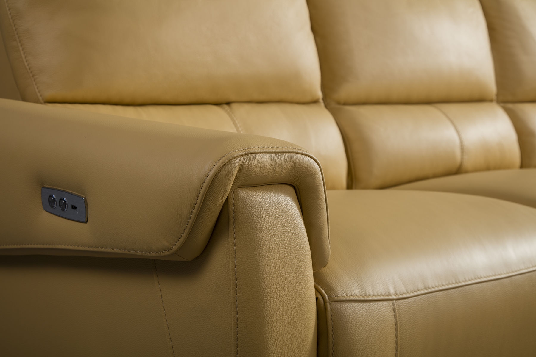 S275 Leather Match Sectional Sofa w/Electric Recliners, Right Arm Chaise Facing