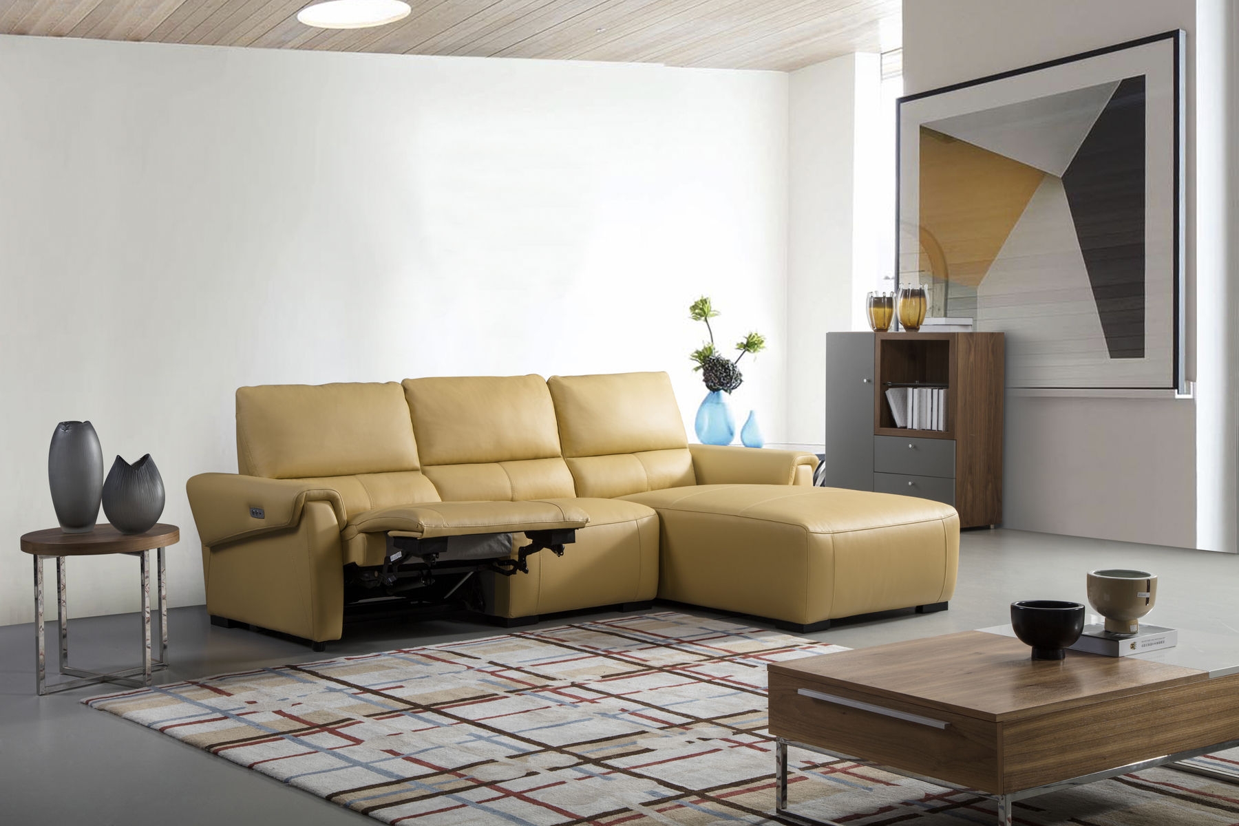 S275 Leather Match Sectional Sofa w/Electric Recliners