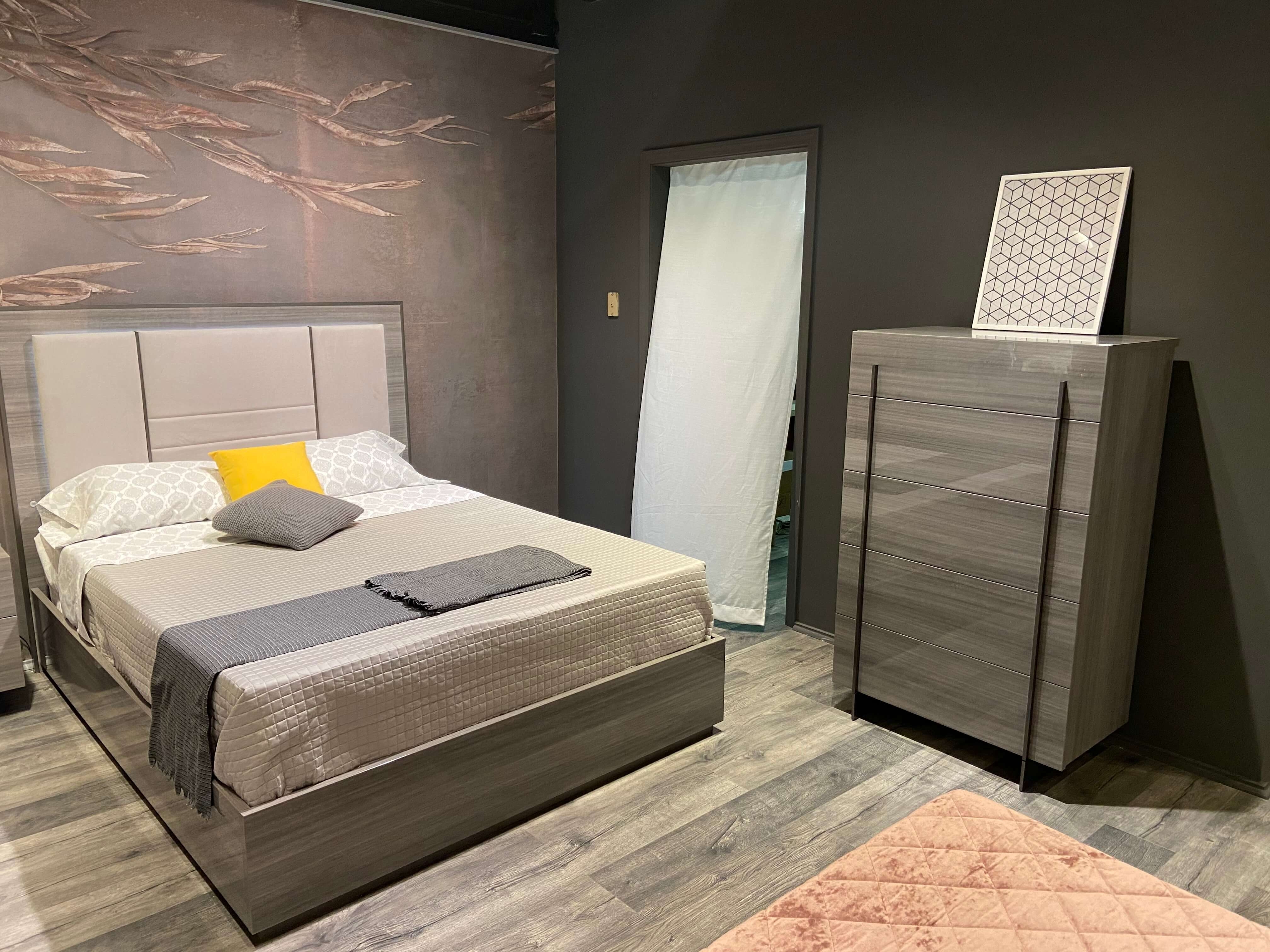 Blade Premium Velvet LED Queen Size Bed