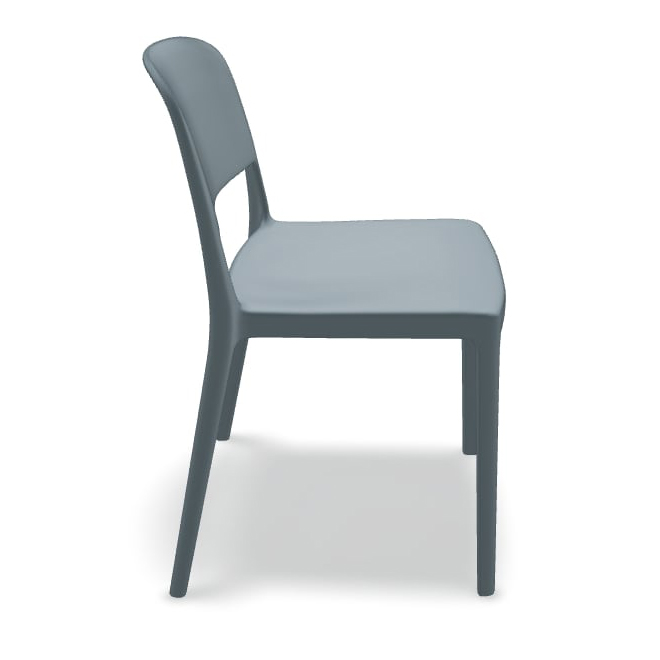 Blendy Chair