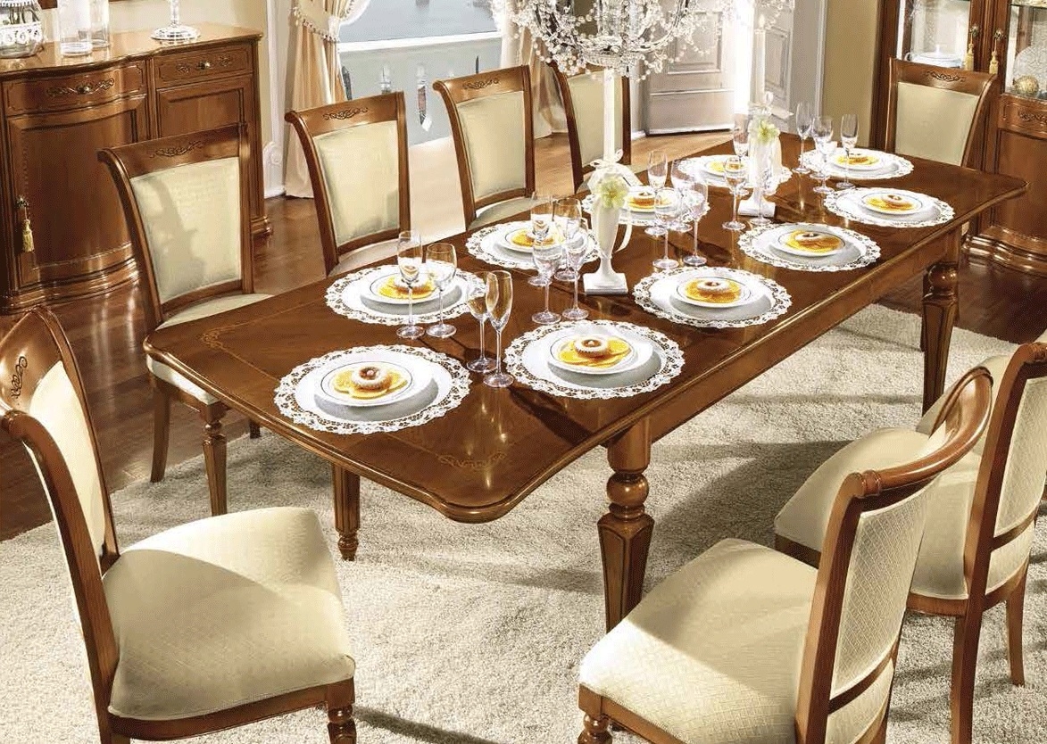 Torriani Wood Extendable Dining Table
