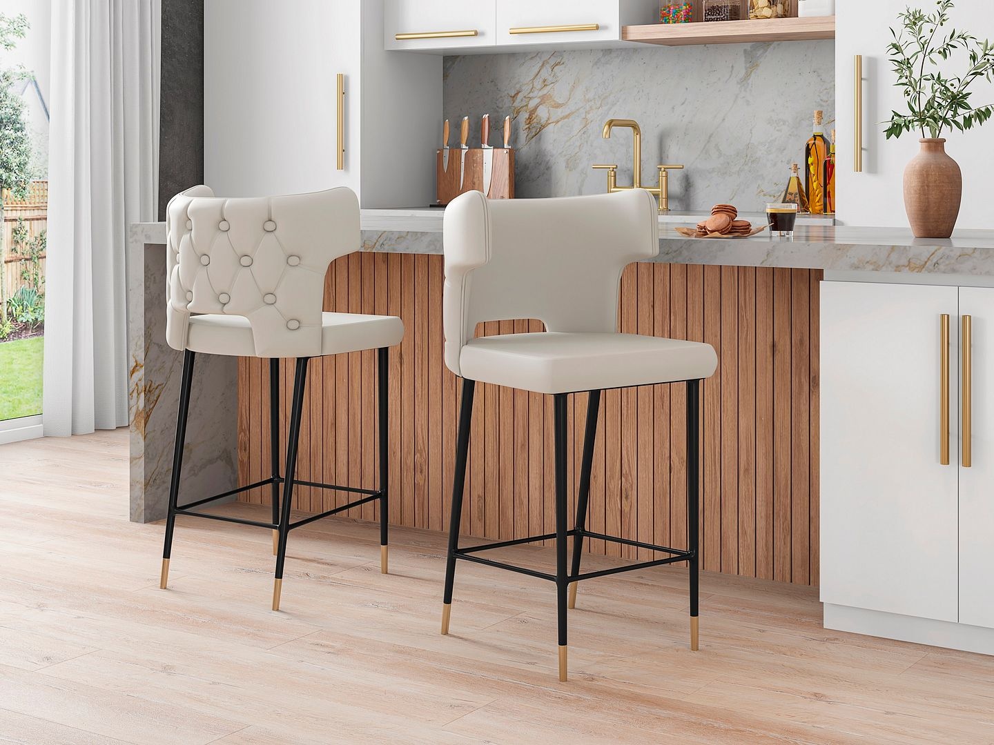 Holguin 41.34-inch Leatherette/Wood Barstool