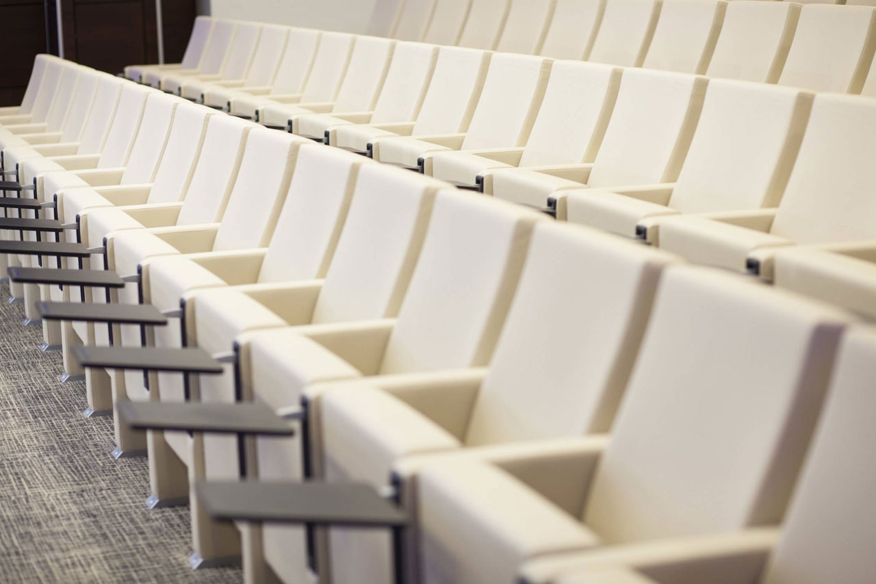 Actiu Audit 10 Side Feet chairs Rows
