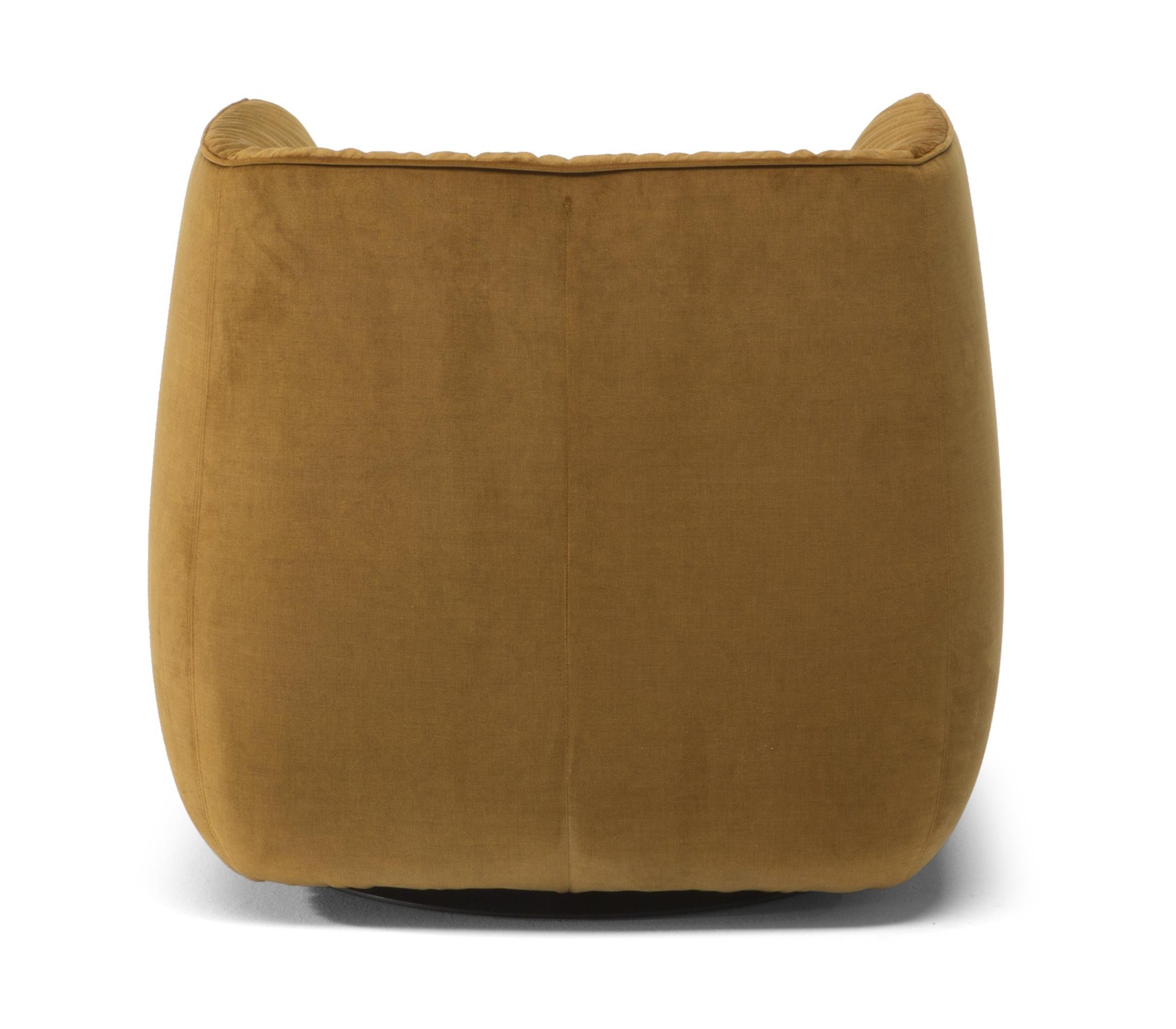 Wally Fabric/Leather Swivel Chair