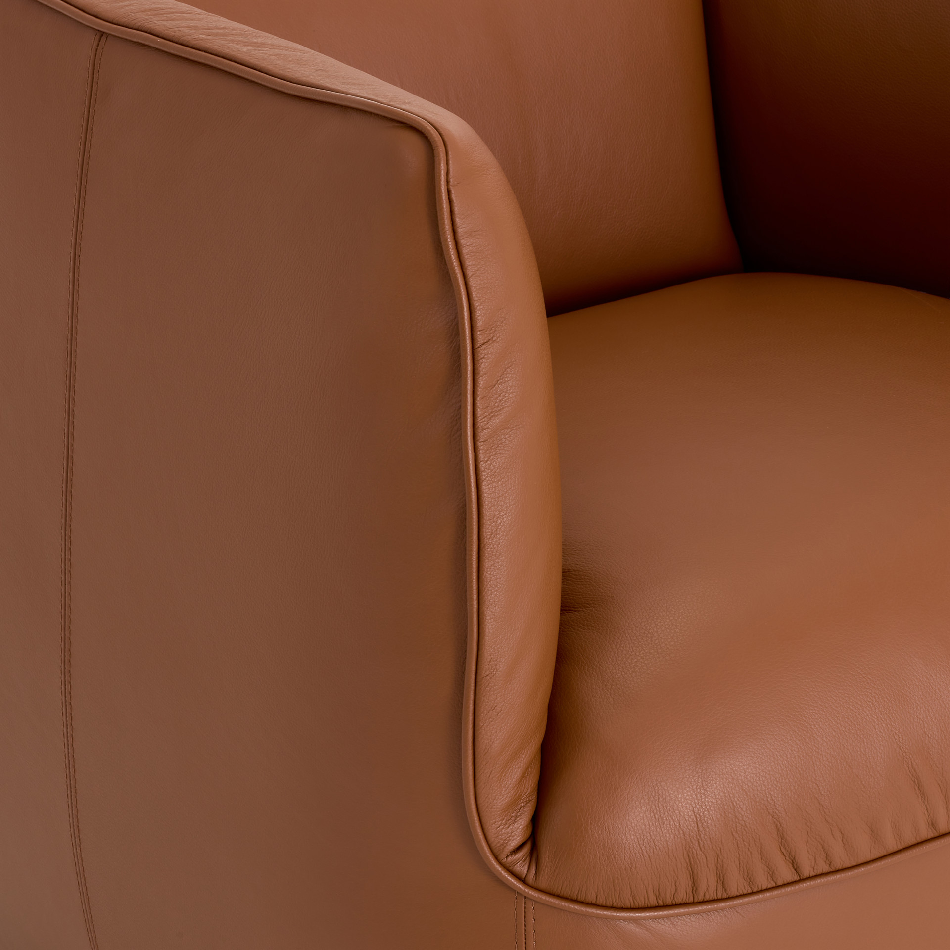 Wally Fabric/Leather Swivel Chair