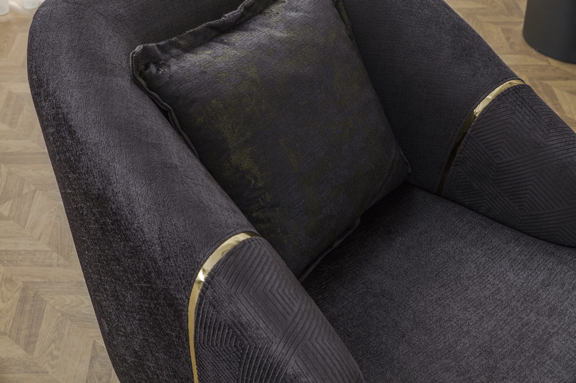 Almira Fabric Velvet Living Set