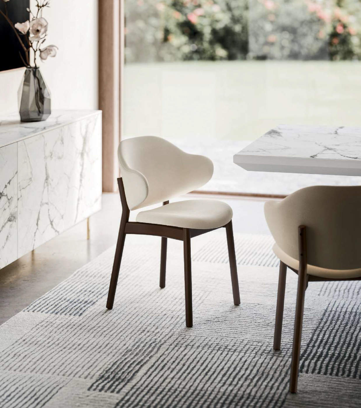 Zen Polypropylene/Polyester Japanese Ink-Design Rug