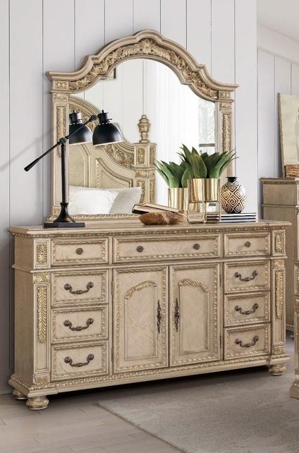 Carolina Vintage Panel Bedroom Set