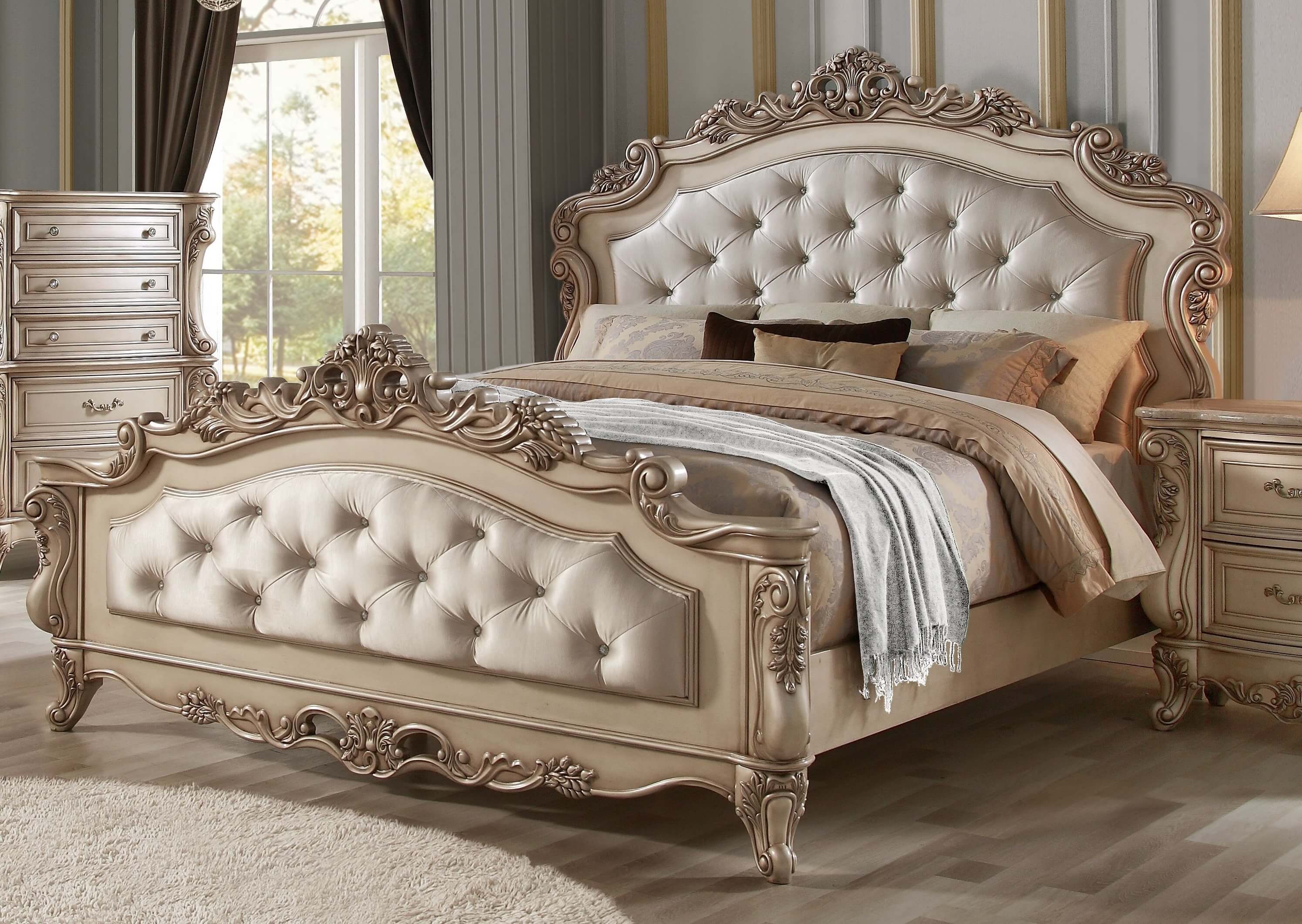 Gorsedd Fabric Tufted Panel Queen Size Bed