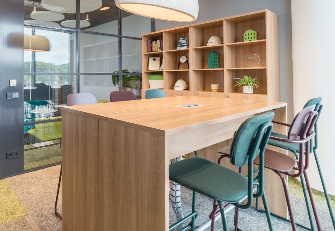 MDD Rectangular Office High Table w/Panel Legs