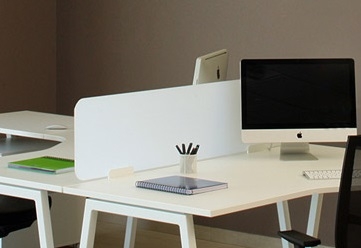 Nova Plexiglas Desk Screen w/Fittings for 62.9" HPL Desk Bench