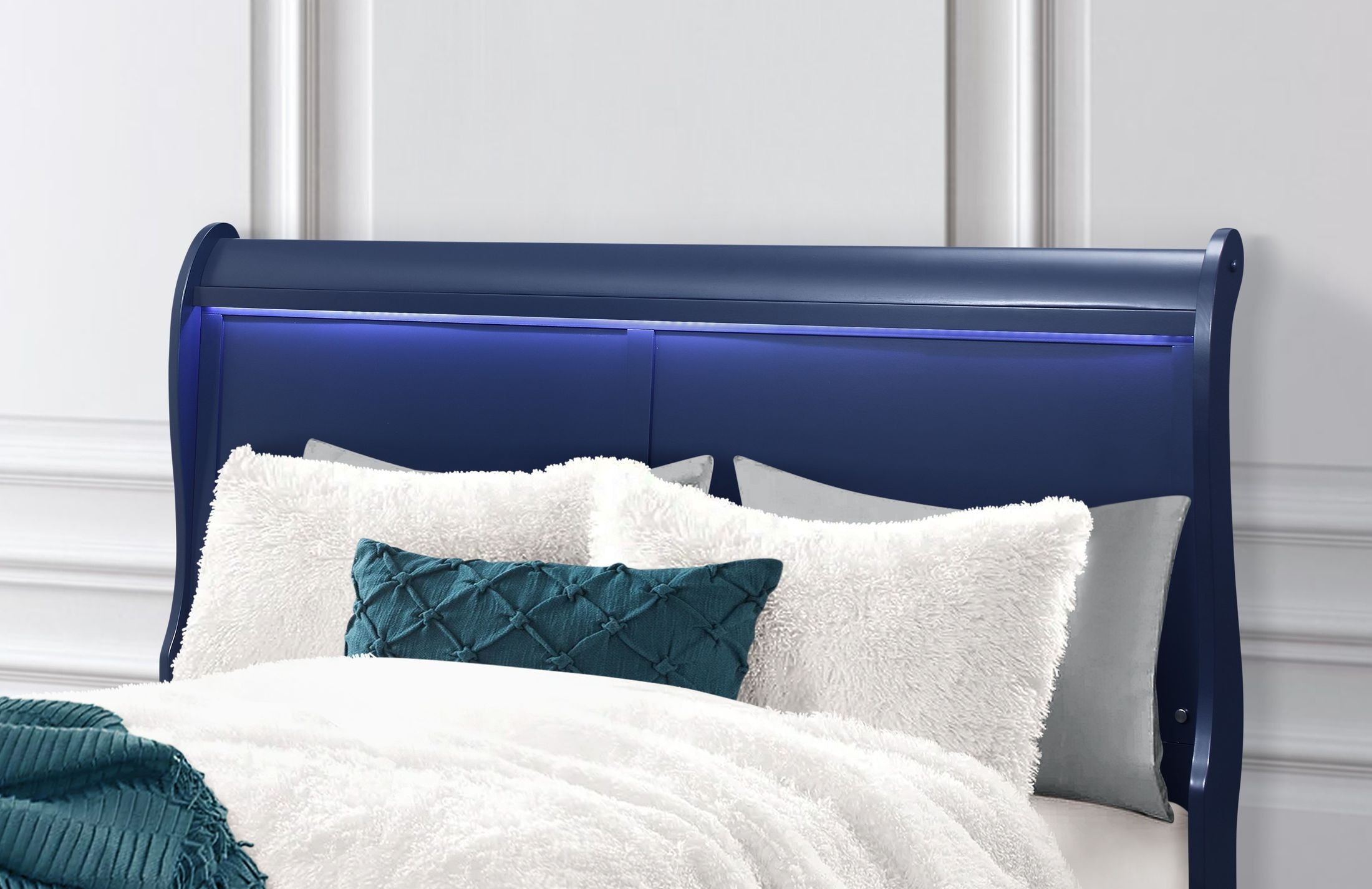 Charlie Queen Size Bed w/LED Light