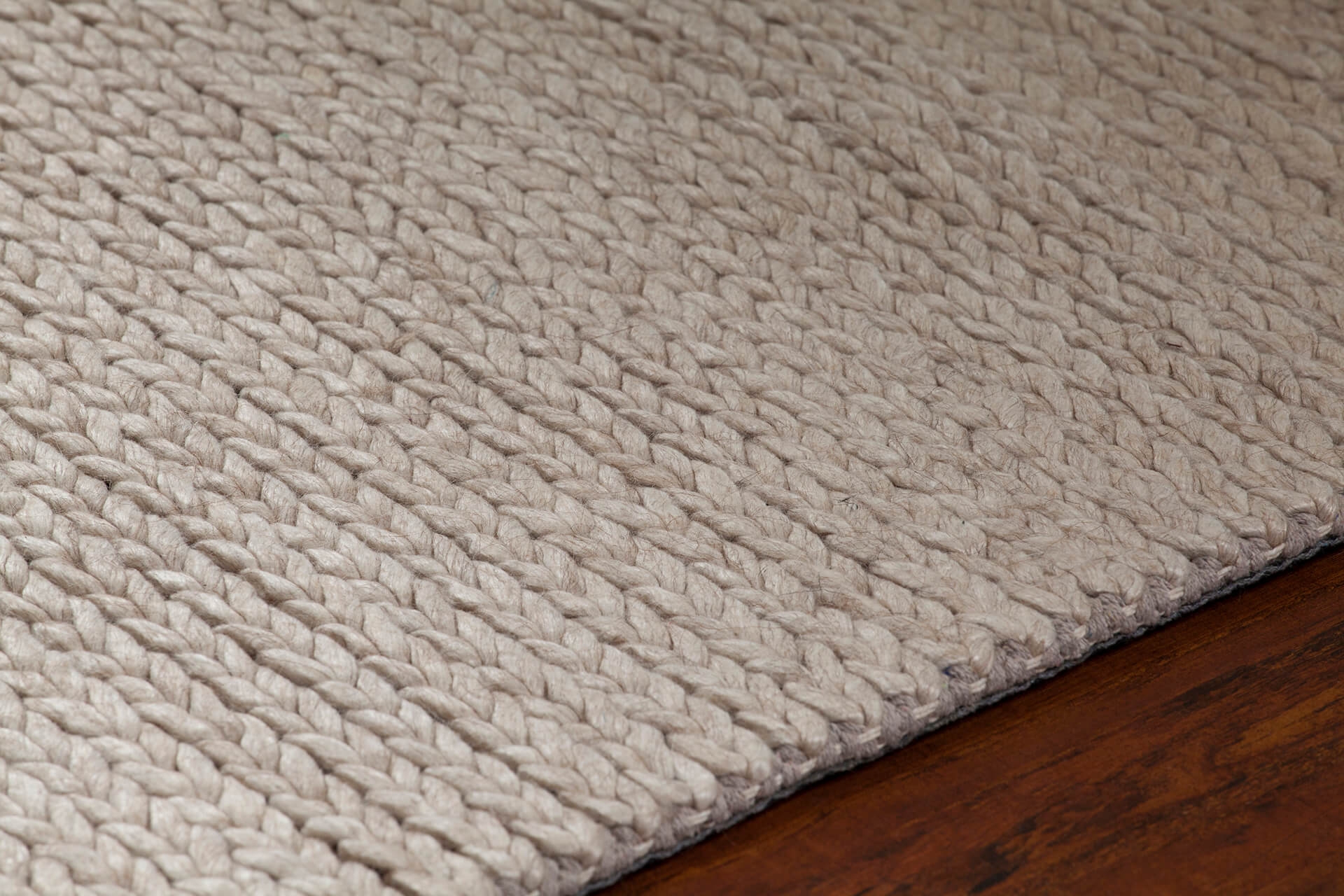 Chloe Wool/Viscose Rectangular Hand-woven Rug, 5' x 7'6"