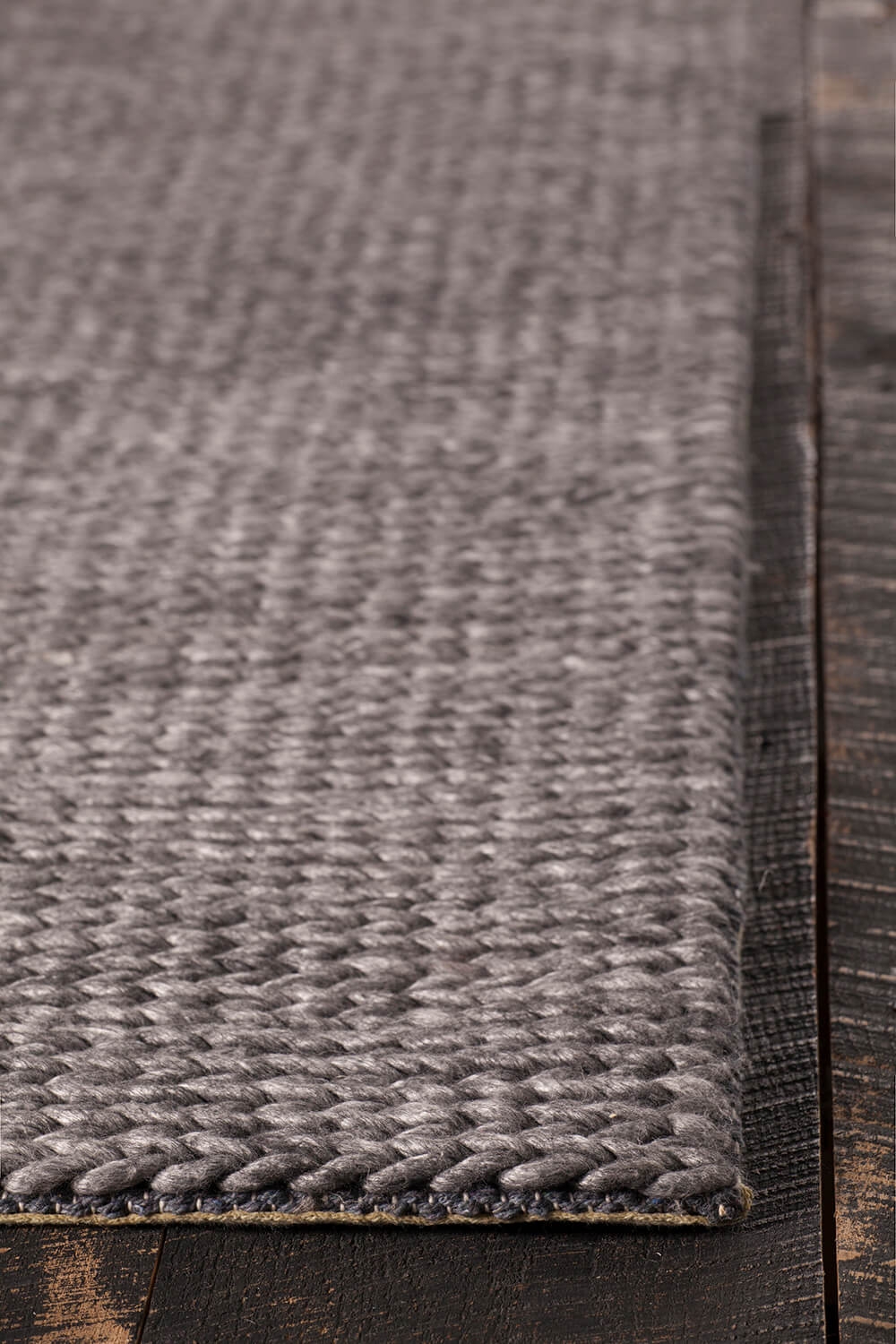 Chloe Wool/Viscose Rectangular Hand-woven Rug, 5' x 7'6"