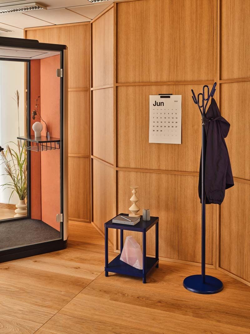 Clip Metal Coat Stand