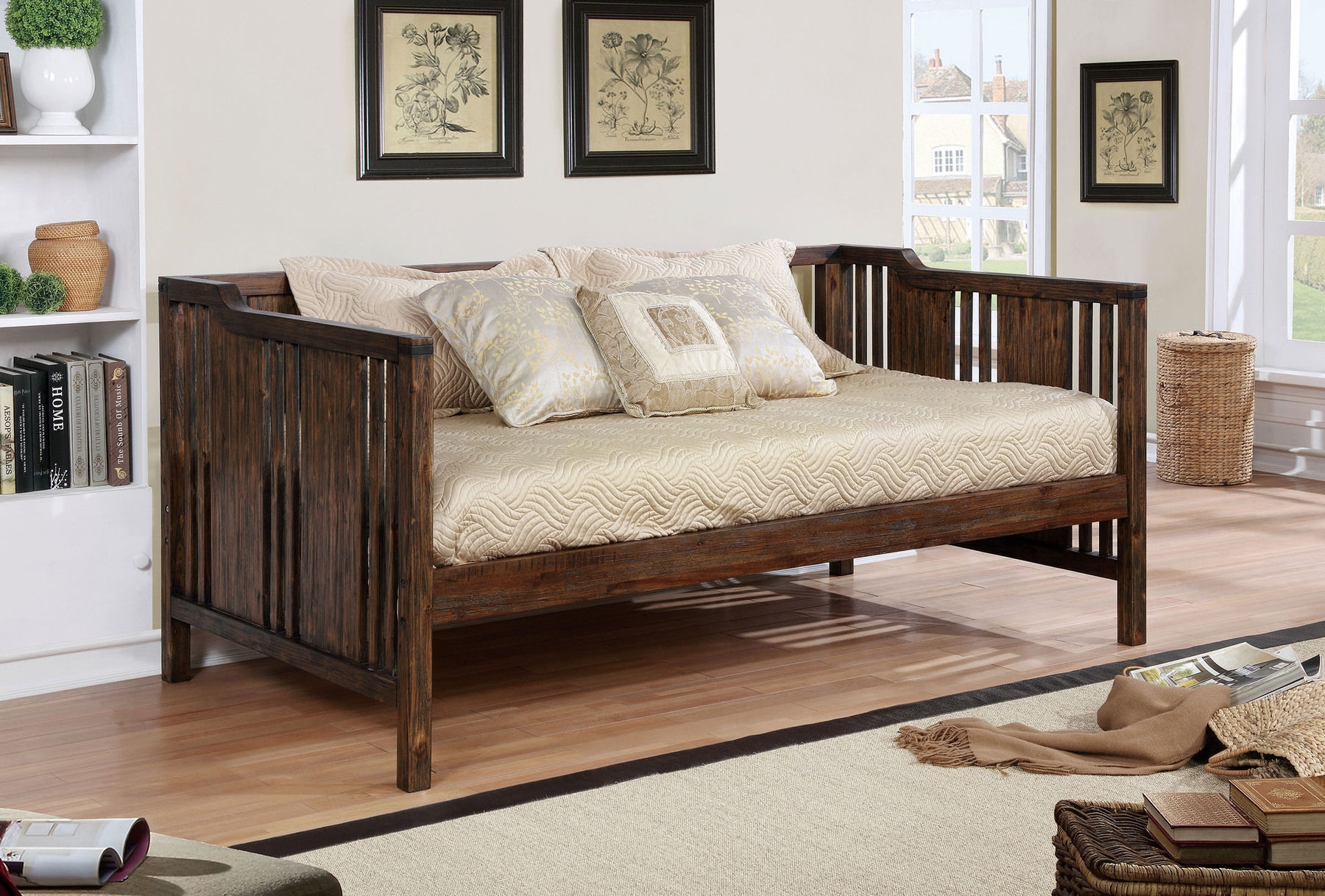Petunia Wood Daybed, Twin Size