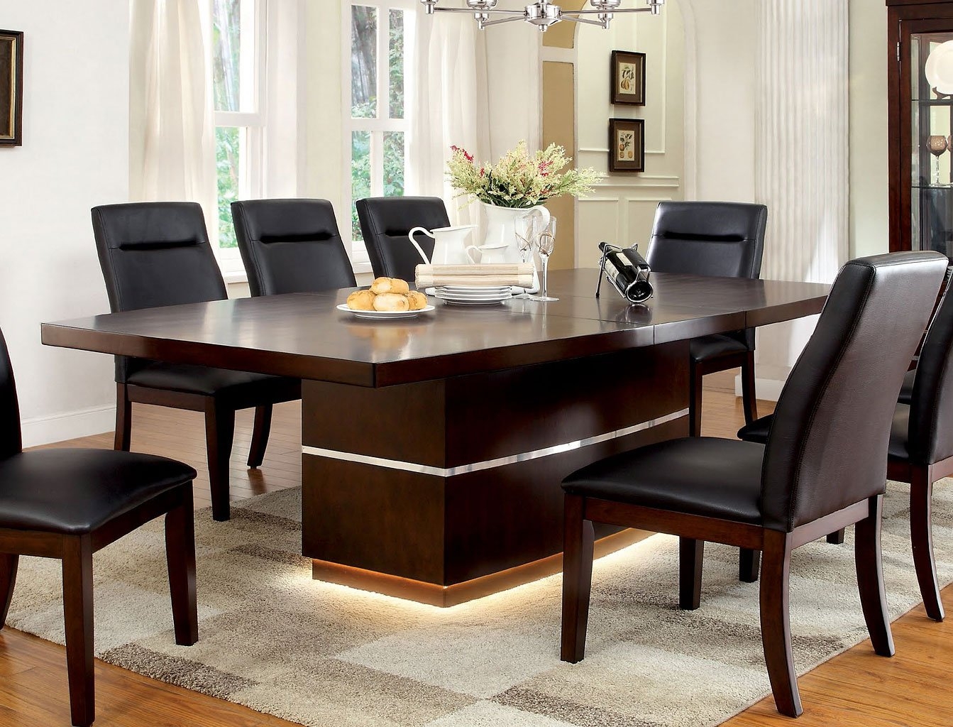 Lawrence Wood Extendabe Dining Set w/LED