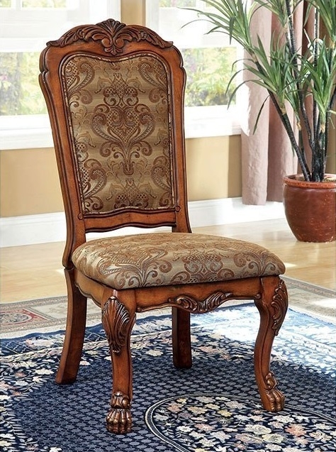 Medieve Wood Oval Extendable Dining Set