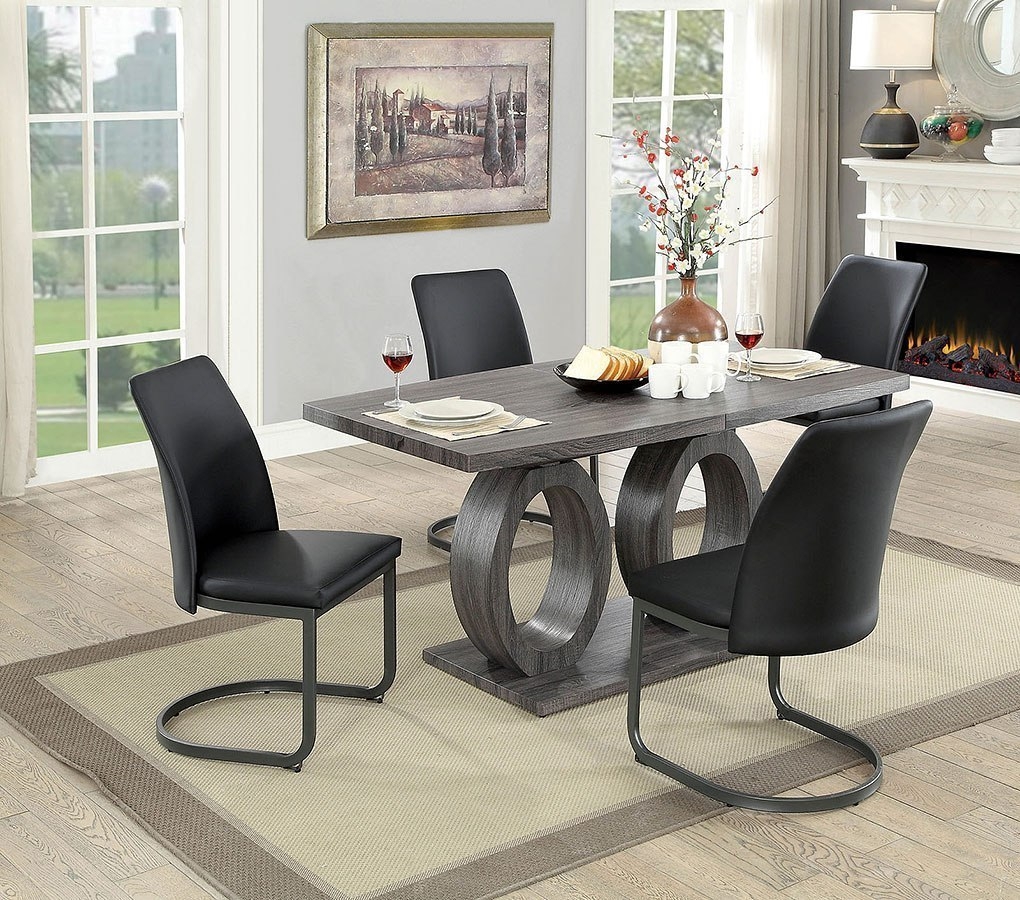 Saskia Wood Extendable Dining Set