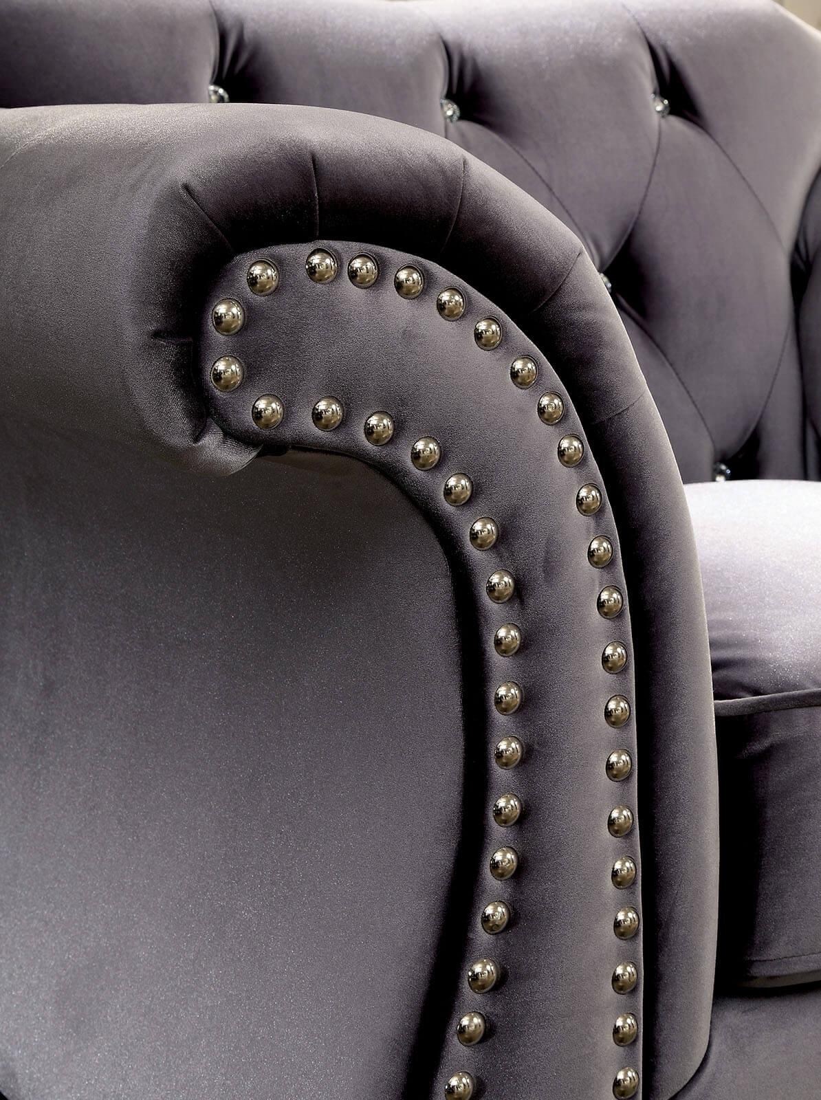 Jolanda Fabric Loveseat