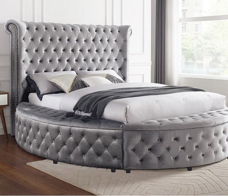 Delilah Fabric/Wood Tufted Storage Platform Bed