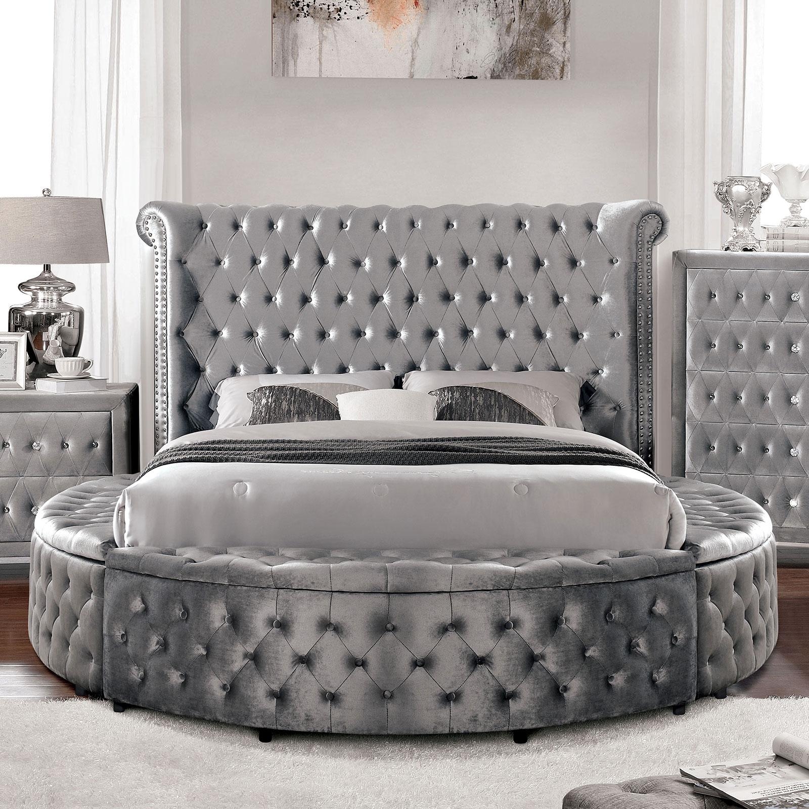Delilah Fabric/Wood Tufted Storage Platform Bedroom Set