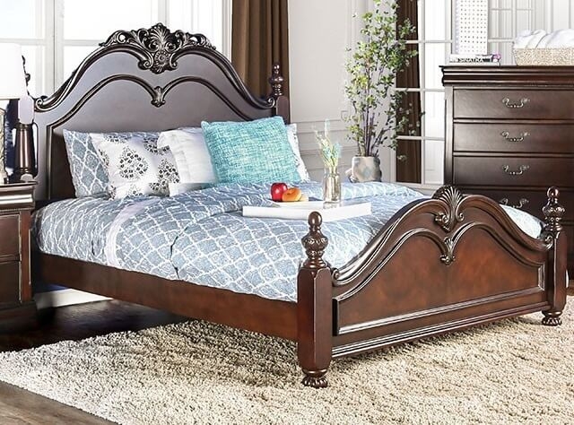 Mandura Wood Low Post Bedroom Set