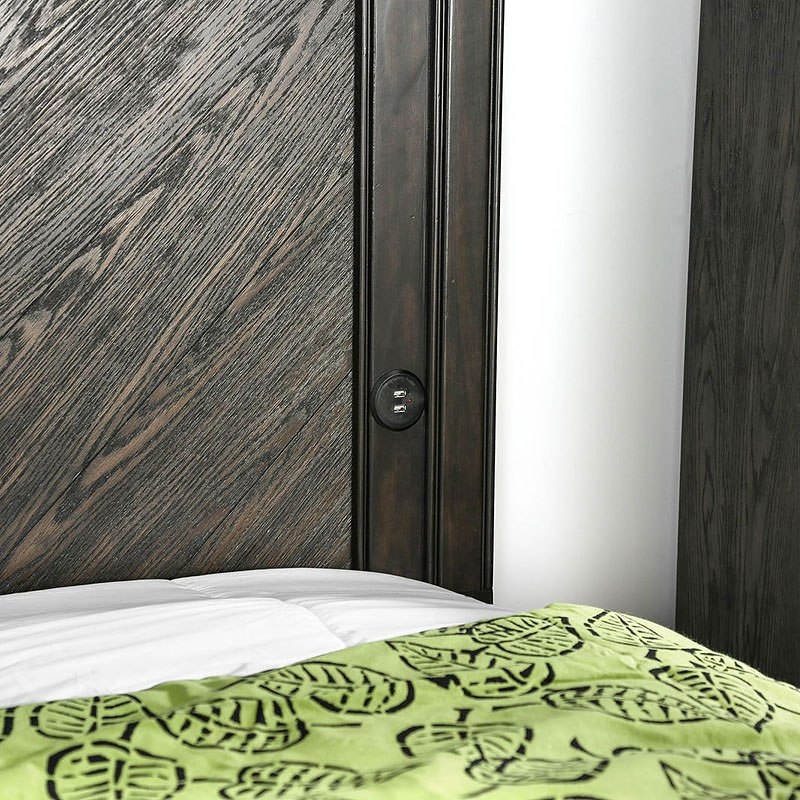 Argyros Wood Storage Panel Bed w/USB, California King Size