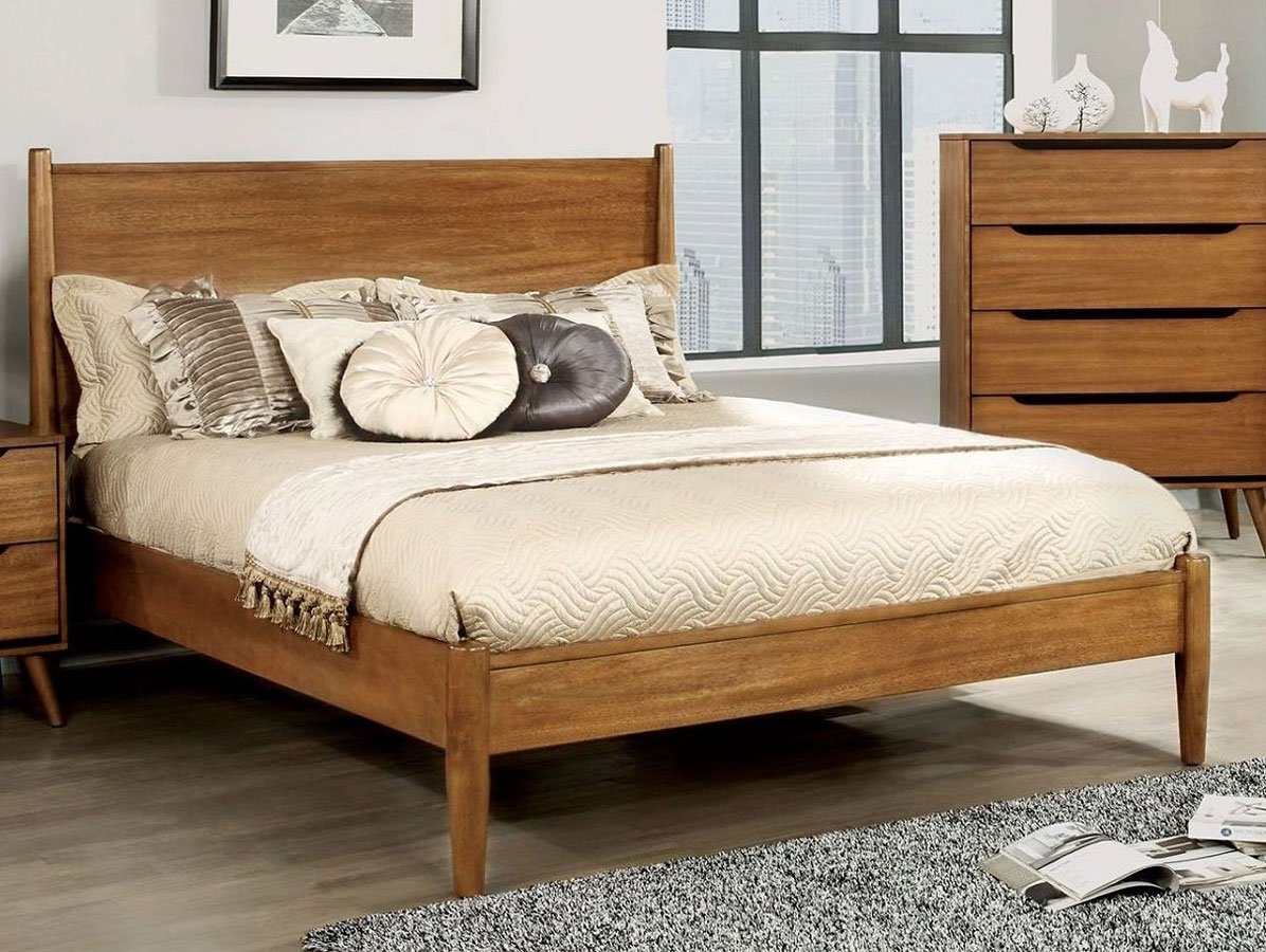 Lennart Wood Panel Bedroom Set
