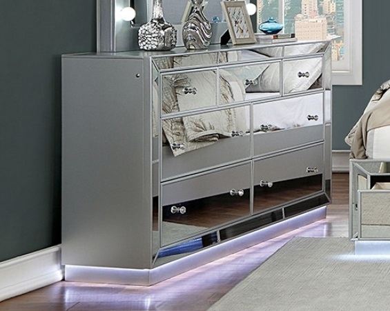 Belladonna Fabric/Mirror/Wood Storage Platform Bedroom Set w/LED Light