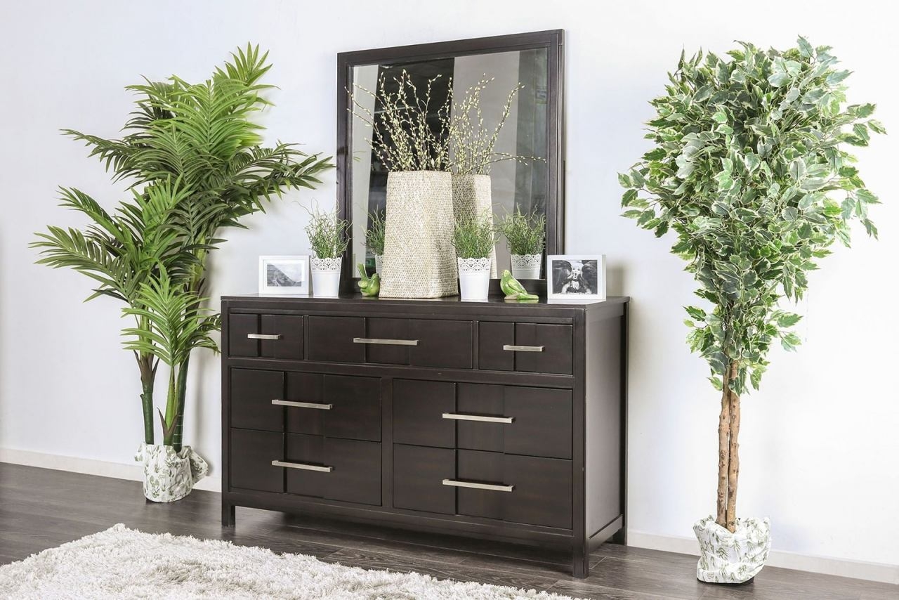 Berenice Fabric/Wood Panel Bedroom Set