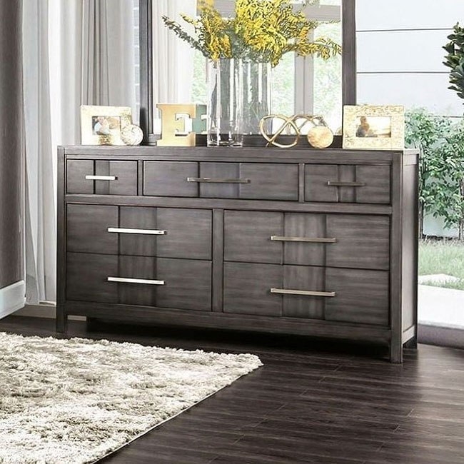 Berenice Wood Dresser w/7 Drawers