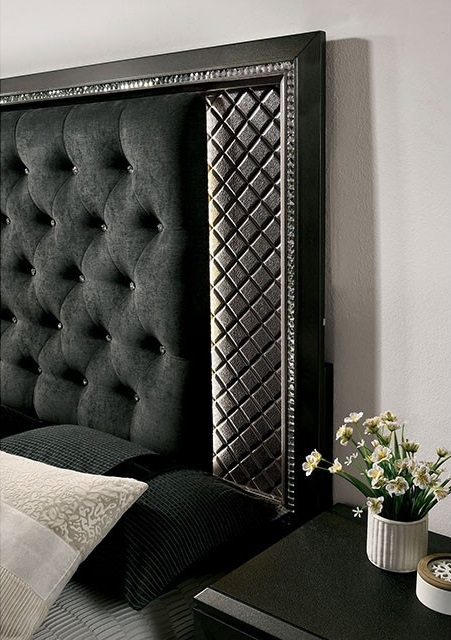 Demetria Fabric/Wood Tufted Storage Panel Bed w/LED Light, Queen Size